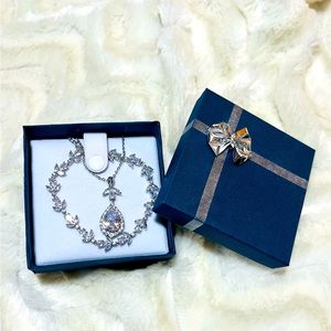 Silver plated CZ and rhinestone necklace and bracelet set
